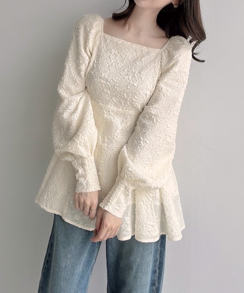 Meiru(メイル)の「スクエアネックジャガードペプラムトップス(薄手)(シャツ/ブラウス・レディース・ブルー系その他/ブラック/クリーム・SMALL/MEDIUM/LARGE)」の9枚目の写真