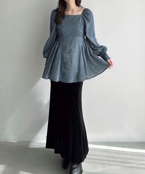 Meiru(メイル)の「スクエアネックジャガードペプラムトップス(薄手)(シャツ/ブラウス・レディース・ブルー系その他/ブラック/クリーム・SMALL/MEDIUM/LARGE)」の15枚目の写真