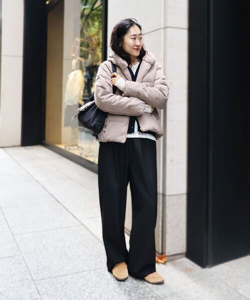 le.coeur blanc（ルクールブラン）の「ファーフードショートダウン（ダウンジャケット/コート・レディース・グレイッシュベージュ/モカ/ネイビー/ライトグレー/ブラック・36/38/40）」の10枚目の写真