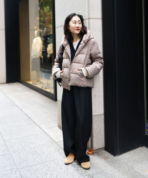 le.coeur blanc（ルクールブラン）の「ファーフードショートダウン（ダウンジャケット/コート・レディース・グレイッシュベージュ/モカ/ネイビー/ライトグレー/ブラック・36/38/40）」の11枚目の写真