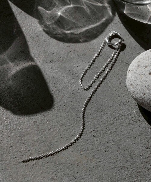 Soierie（ソワリー）の「＜Soierie＞Rose ivy イヤーカフ/1P（イヤーカフ・レディース・シルバー・FREE）」の3枚目の写真