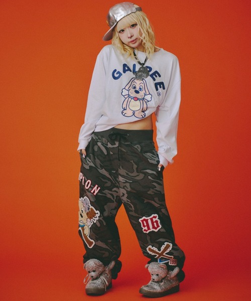 GALFY（ガルフィー）の「【GALFY】光るGALPE ロンTee / 【ガルフィー】ロゴ長袖Tシャツ（Tシャツ/カットソー・メンズ・ブラック/ホワイト・L/XL）」の9枚目の写真