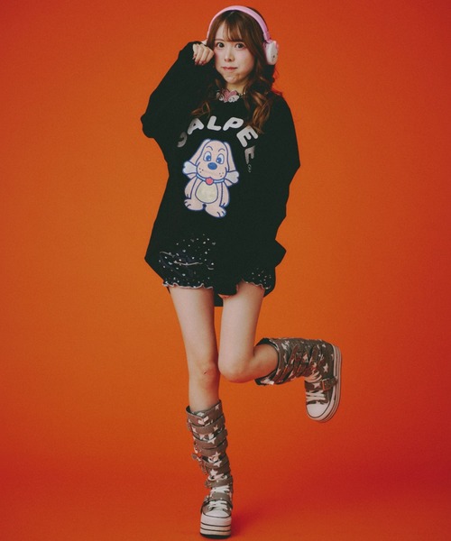 GALFY（ガルフィー）の「【GALFY】光るGALPE ロンTee / 【ガルフィー】ロゴ長袖Tシャツ（Tシャツ/カットソー・メンズ・ブラック/ホワイト・L/XL）」の5枚目の写真