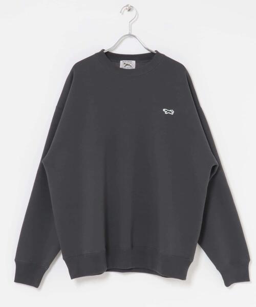 PENNEYS（ぺニーズ）の「『XLサイズ/WEB限定』『別注』PENNEYS×DOORS　THE FOX クルーネックスウェット（スウェット・メンズ・チャコールグレー/レッド/グレー系その他/ベージュ・X-LARGE/LARGE/MEDIUM）」の6枚目の写真