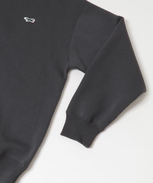 PENNEYS（ぺニーズ）の「『XLサイズ/WEB限定』『別注』PENNEYS×DOORS　THE FOX クルーネックスウェット（スウェット・メンズ・チャコールグレー/レッド/グレー系その他/ベージュ・X-LARGE/LARGE/MEDIUM）」の8枚目の写真