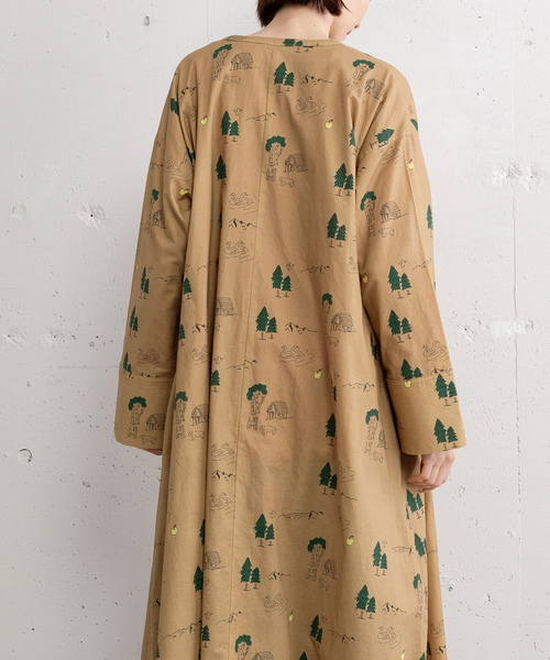 POU DOU DOU（プードゥドゥ）の「スワンレイクプリントワンピース（ワンピース・レディース・キナリ/ベージュ・M）」の11枚目の写真