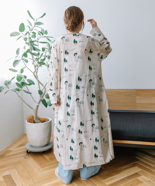 POU DOU DOU（プードゥドゥ）の「スワンレイクプリントワンピース（ワンピース・レディース・キナリ/ベージュ・M）」の16枚目の写真