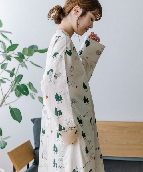 POU DOU DOU（プードゥドゥ）の「スワンレイクプリントワンピース（ワンピース・レディース・キナリ/ベージュ・M）」の20枚目の写真