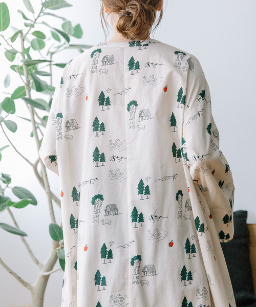 POU DOU DOU（プードゥドゥ）の「スワンレイクプリントワンピース（ワンピース・レディース・キナリ/ベージュ・M）」の21枚目の写真