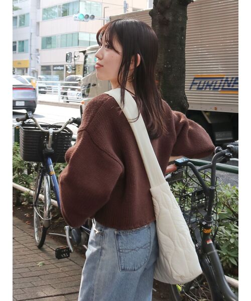 Ungrid（アングリッド）の「ローゲージクルーネックニット（ニット/セーター・レディース・オフホワイト/ピンク/ブラウン・FREE）」の10枚目の写真