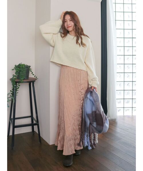 Ungrid（アングリッド）の「ローゲージクルーネックニット（ニット/セーター・レディース・オフホワイト/ピンク/ブラウン・FREE）」の11枚目の写真