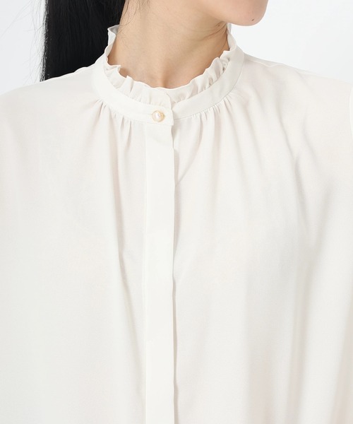 STRAWBERRY-FIELDS（ストロベリーフィールズ）の「ストレッチジョーゼット_2wayスカーフタイブラウス（シャツ/ブラウス・レディース・ライトグレー/アイボリー・2）」の9枚目の写真