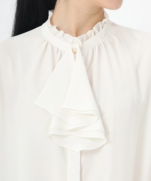 STRAWBERRY-FIELDS（ストロベリーフィールズ）の「ストレッチジョーゼット_2wayスカーフタイブラウス（シャツ/ブラウス・レディース・ライトグレー/アイボリー・2）」の8枚目の写真