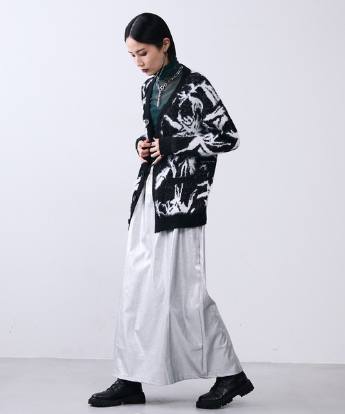MONOe(モノエ)の「モノクロ柄シャギーVネックカーディガン(カーディガン/ボレロ・レディース・ダークグレー・FREE)」の14枚目の写真