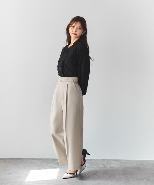 index（インデックス）の「ボウタイフリルトップス【洗濯機OK/ストレッチ/イージーアイロン/防シワ】《S～3L》（Tシャツ/カットソー・レディース・ネイビー/サックスブルー/ブラック系7/オフホワイト・36/38/40/42/44）」の6枚目の写真