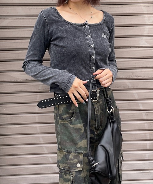meJane(ミージェーン)の「スクエアネックショート丈カーディガン(カーディガン/ボレロ・レディース・ネイビー/ブラウン/ブラック・FREE)」の15枚目の写真