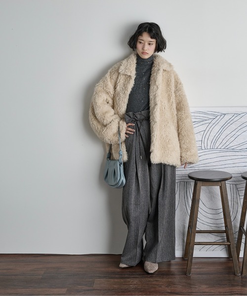 フェイクファーミドルコート（その他アウター）｜THE YOn（ザヨン）の