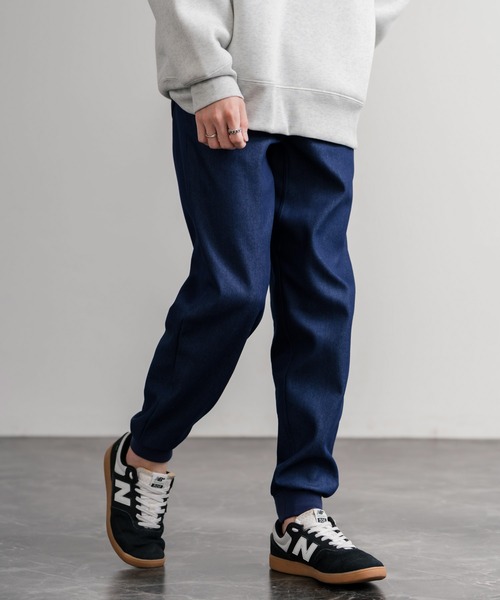 KANGOL(カンゴール)の「KANGOL カンゴール 別注コラボ蓄熱裏フリースヒートテーパードジョガーイージーパンツ(その他パンツ・メンズ・カーキ/ブラック/チャコール/ブラック系/インディゴブルー/ライトインディゴブルー/ホワイト/ベージュ/ネイビー/ブラウン/グレー・M/L/S/XL)」の13枚目の写真