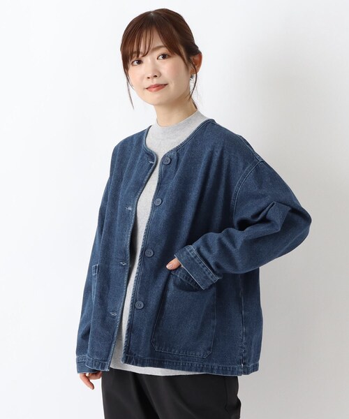 one'sterrace(ワンズテラス)の「ノーカラー デニムジャケット(デニムジャケット・レディース・ブルー系その他7/ネイビー系5・02)」の2枚目の写真
