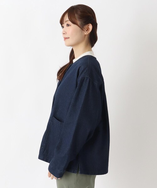 one'sterrace(ワンズテラス)の「ノーカラー デニムジャケット(デニムジャケット・レディース・ブルー系その他7/ネイビー系5・02)」の4枚目の写真