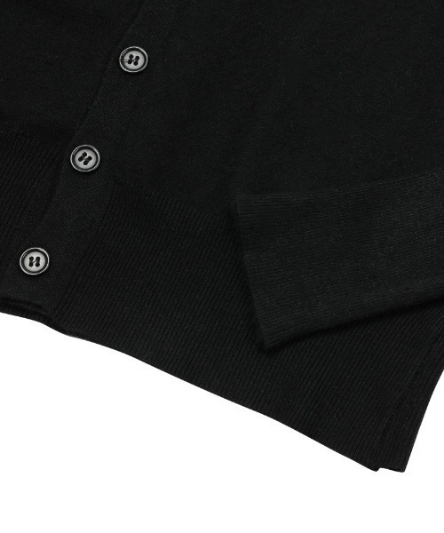 MUCENT（ムセント）の「A'GEM/9 × .kom 『MUCENT/ムーセント』 MARAIS 7 BUTTON CROP HENRY NECK CARDIGAN/7ボタンクロップヘンリーネックカーディガン（カーディガン/ボレロ・レディース・ネイビー/グレー/ブラック/アイボリー・FREE）」の16枚目の写真