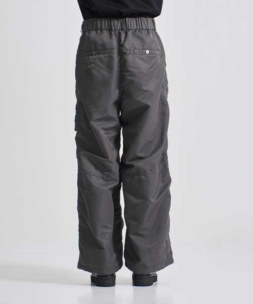 CITY TOKYO（シティトウキョウ）の「【CITY TOKYO/シティートーキョー】MA-1ワイドパンツ（カーゴパンツ・メンズ・ダークグレー/ブラック・1/2）」の18枚目の写真