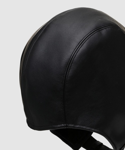 TAKAHIROMIYASHITATheSoloIst.（タカヒロミヤシタザソロイスト）の「helmet cap.(faux mouton)（キャップ・メンズ・ブラック系その他/ブラック×ブラック・M/L）」の4枚目の写真