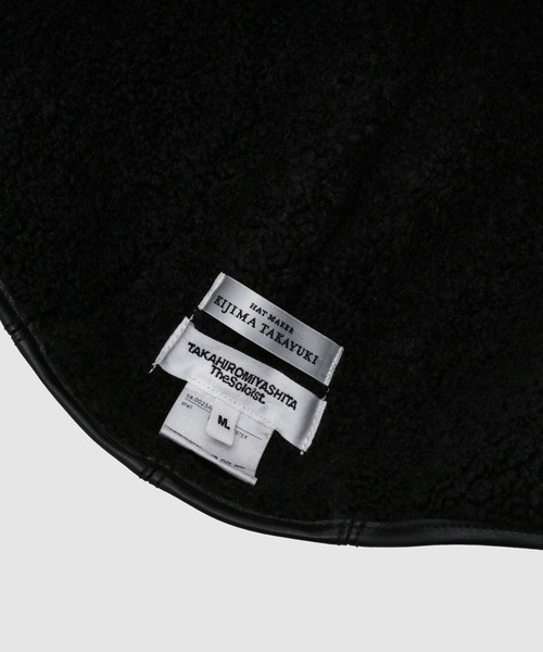 TAKAHIROMIYASHITATheSoloIst.（タカヒロミヤシタザソロイスト）の「helmet cap.(faux mouton)（キャップ・メンズ・ブラック系その他/ブラック×ブラック・M/L）」の5枚目の写真
