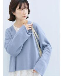 Tシャツ/カットソー（ブルー・ネイビー/青色系・Vネック