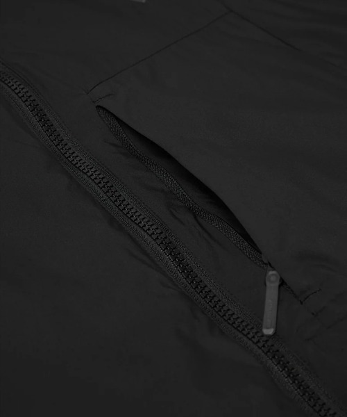 DESCENTE ALLTERRAIN（デサント　オルテライン）の「DESCENTE ALLTERRAIN/デサントオルテライン ウォームインサレーション パーカー（パーカー・メンズ・ブラック・O/L/M）」の6枚目の写真