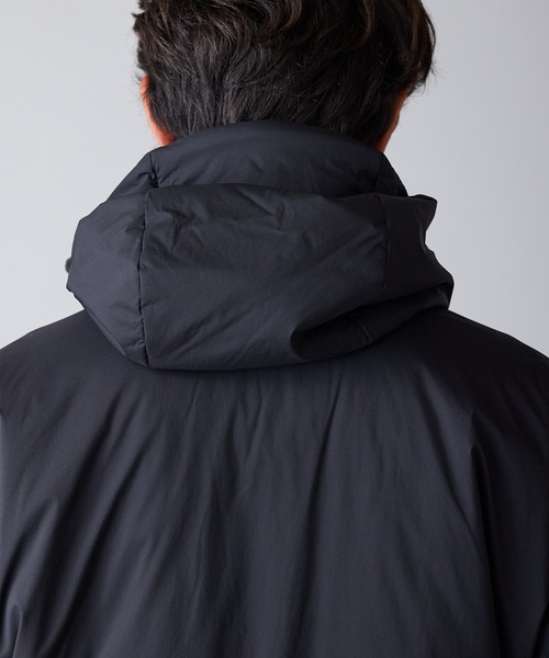 DESCENTE ALLTERRAIN（デサント　オルテライン）の「DESCENTE ALLTERRAIN/デサントオルテライン ウォームインサレーション パーカー（パーカー・メンズ・ブラック・O/L/M）」の4枚目の写真