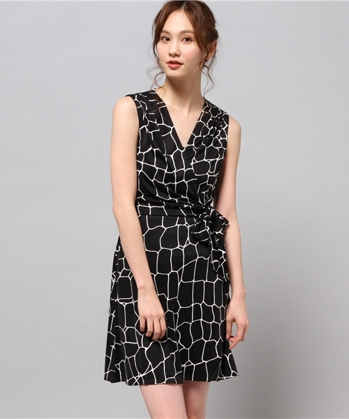 Issa London イッサロンドン の Issa ワンピース ワンピース Wear