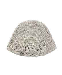 BLACKPURPLE（ブラックパープル）の「Piona Eyelet Beanie_ IVORY（ニットキャップ/ビーニー）」