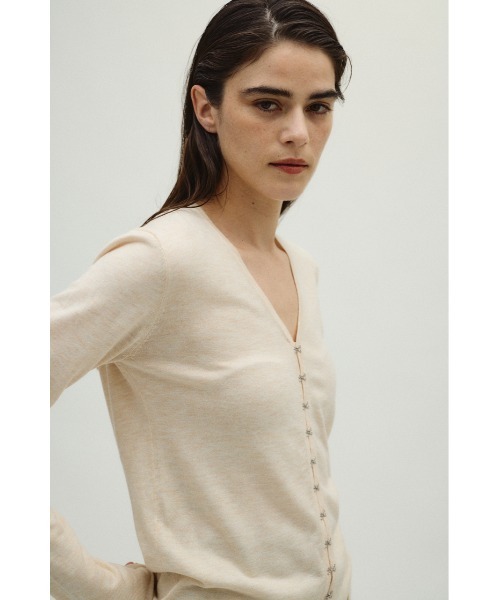 RIM.ARK(リムアーク)の「Many hook V neck tops メニーフックVネックトップス(ニット/セーター・レディース・グレー/ブルー/ブラック/ライトベージュ・FREE)」の13枚目の写真