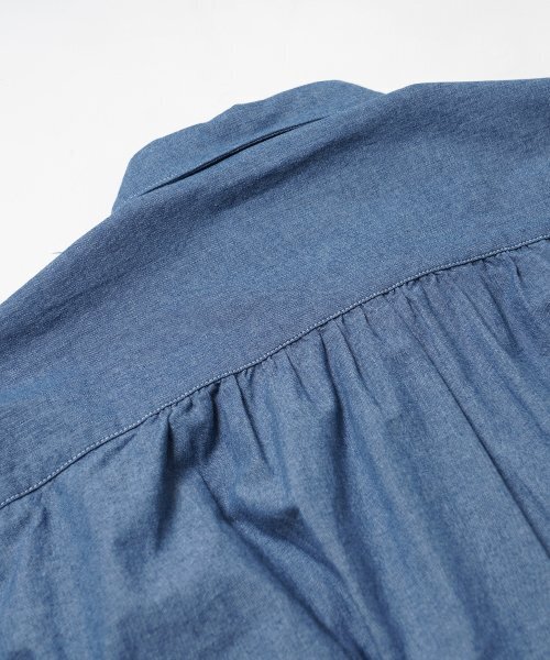 FRIZMWORKS(フリズムワークス)の「CIGARETTE POCKET CHAMBRAY SHIRT _ BLUE(シャツ/ブラウス・レディース・その他・X-LARGE/SMALL/MEDIUM/LARGE)」の11枚目の写真