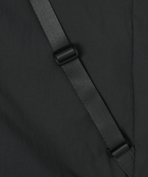 MUSINSA STANDARD（ムシンサスタンダード）の「クランクルドローストリングイージーバックパック[ブラック]（バックパック/リュック・レディース・その他・FREE）」の8枚目の写真