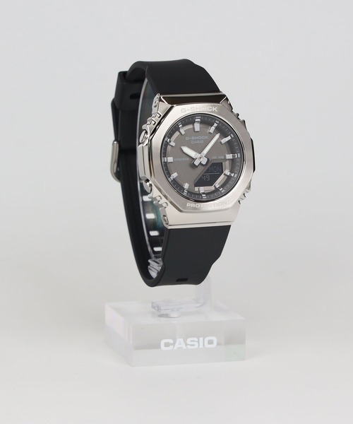 G-SHOCK(ジーショック)の「GM-S2110シリーズ / メタルベゼル / GM-S2110-1A1JF(アナログ腕時計・レディース・ブラック×シルバー・FREE)」の10枚目の写真