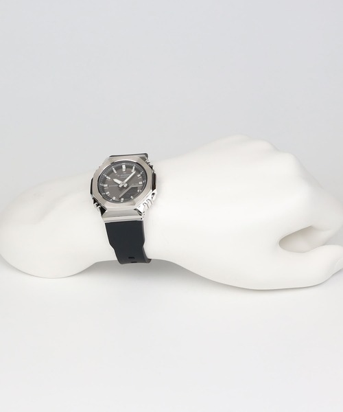 G-SHOCK(ジーショック)の「GM-S2110シリーズ / メタルベゼル / GM-S2110-1A1JF(アナログ腕時計・レディース・ブラック×シルバー・FREE)」の15枚目の写真