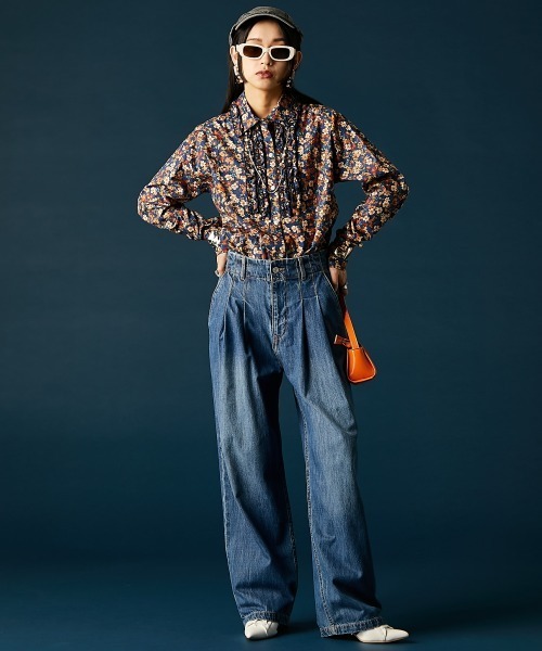 GEVS.（ジェイヴィス）の「綿100％フラワープリントフリルブラウス＜大きいサイズ有＞GEVS.（シャツ/ブラウス・レディース・アイボリー系/ブルー系・M/L/LL/3L/4L/5L）」の17枚目の写真