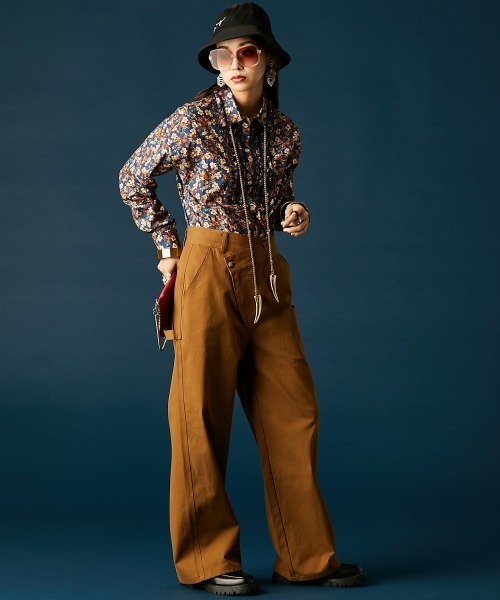 GEVS.（ジェイヴィス）の「綿100％フラワープリントフリルブラウス＜大きいサイズ有＞GEVS.（シャツ/ブラウス・レディース・アイボリー系/ブルー系・M/L/LL/3L/4L/5L）」の13枚目の写真