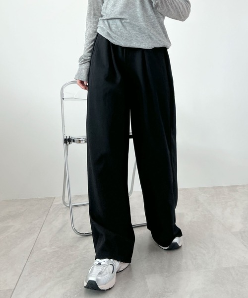 Futier land(フューティアランド)の「タックスウェットパンツ(スウェットパンツ・レディース・チャコールグレー/ブラック/ライトグレー・MEDIUM)」の4枚目の写真