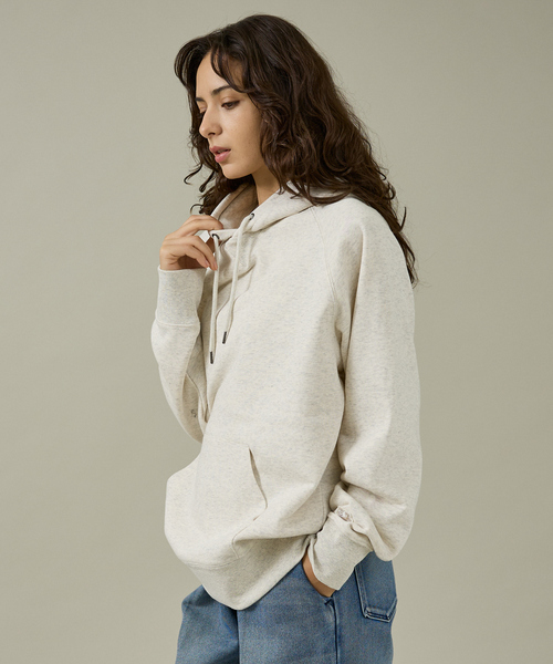 FRUIT OF THE LOOM(フルーツオブザルーム)の「【FRUIT OF THE LOOM/フルーツ オブ ザ ルーム】BASIC SWEAT HOODIE/スウェット/フーディー/シンプル【WEB限定】(スウェット・レディース・アイボリー/ブラック/ネイビー/グレー・フリー)」の12枚目の写真