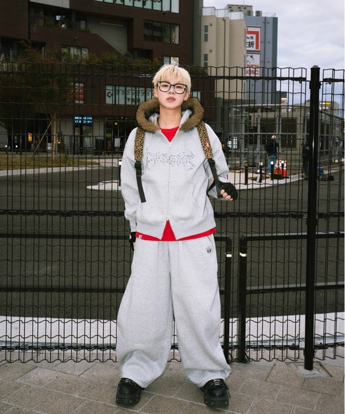 centimeter(センチメーター)の「Tribal logo fur zip hoodie(パーカー・メンズ・ネイビー/杢グレー/ブラック・SMALL/MEDIUM/LARGE)」の4枚目の写真