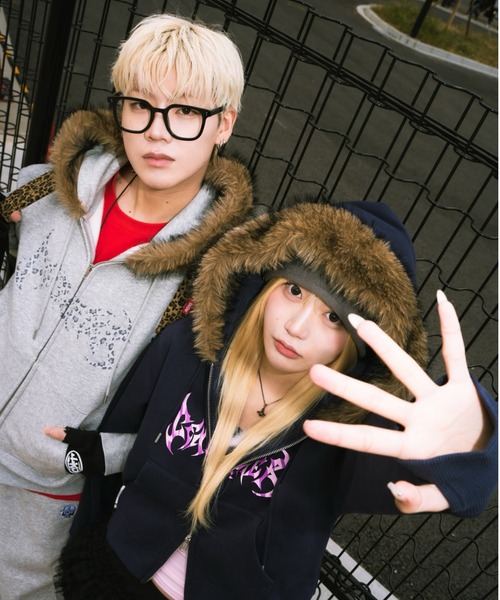centimeter(センチメーター)の「Tribal logo fur zip hoodie(パーカー・メンズ・ネイビー/杢グレー/ブラック・SMALL/MEDIUM/LARGE)」の10枚目の写真