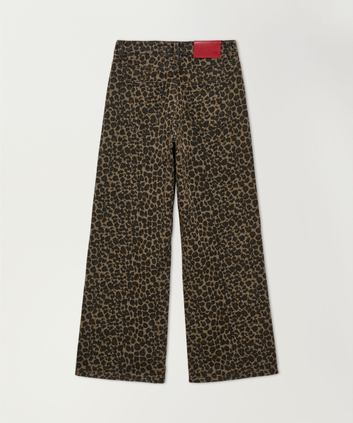 HEEARI（ヒアリー）の「サリークラシックワイドデニムパンツ_レオパード（デニムパンツ・レディース・その他・X-SMALL/SMALL/MEDIUM）」の3枚目の写真