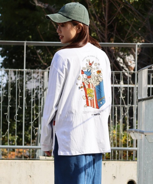 KRIFF MAYER Lady's Collection(クリフメイヤーレディースコレクション)の「Aライン チュニックTシャツ ポップコーン / バックプリント ロンT(綿100%・体型カバー)(Tシャツ/カットソー・レディース・イエロー/カラフル/ブルー/オフホワイト/チャコール・LARGE/MEDIUM)」の2枚目の写真