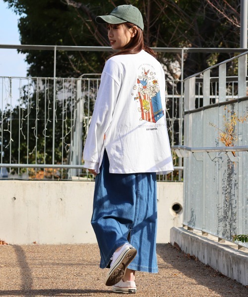 KRIFF MAYER Lady's Collection(クリフメイヤーレディースコレクション)の「Aライン チュニックTシャツ ポップコーン / バックプリント ロンT(綿100%・体型カバー)(Tシャツ/カットソー・レディース・イエロー/カラフル/ブルー/オフホワイト/チャコール・LARGE/MEDIUM)」の6枚目の写真