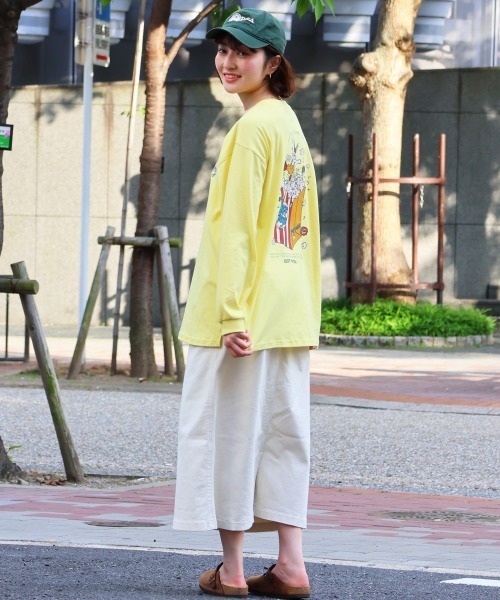 KRIFF MAYER Lady's Collection(クリフメイヤーレディースコレクション)の「Aライン チュニックTシャツ ポップコーン / バックプリント ロンT(綿100%・体型カバー)(Tシャツ/カットソー・レディース・イエロー/カラフル/ブルー/オフホワイト/チャコール・LARGE/MEDIUM)」の8枚目の写真