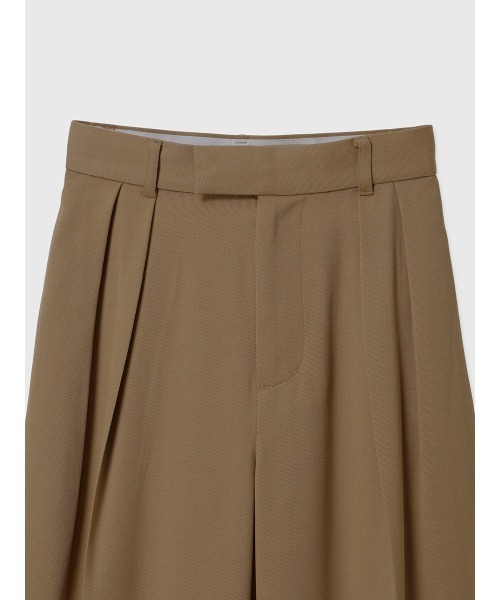 anuans（アニュアンス）の「ミッドウェイトツータックワイドパンツ（スラックス・レディース・チャコールグレー/ブラック/イエロー系その他/ベージュ/ホワイト系その他/ピンク・X-SMALL/SMALL/MEDIUM）」の11枚目の写真