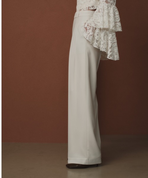 anuans（アニュアンス）の「ミッドウェイトツータックワイドパンツ（スラックス・レディース・チャコールグレー/ブラック/イエロー系その他/ベージュ/ホワイト系その他/ピンク・X-SMALL/SMALL/MEDIUM）」の19枚目の写真